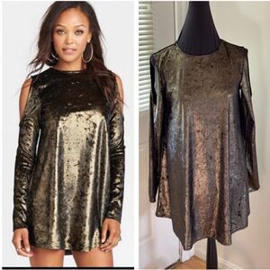 Show Me Your Mumu “Johnny Gold Velvet Tunic”!